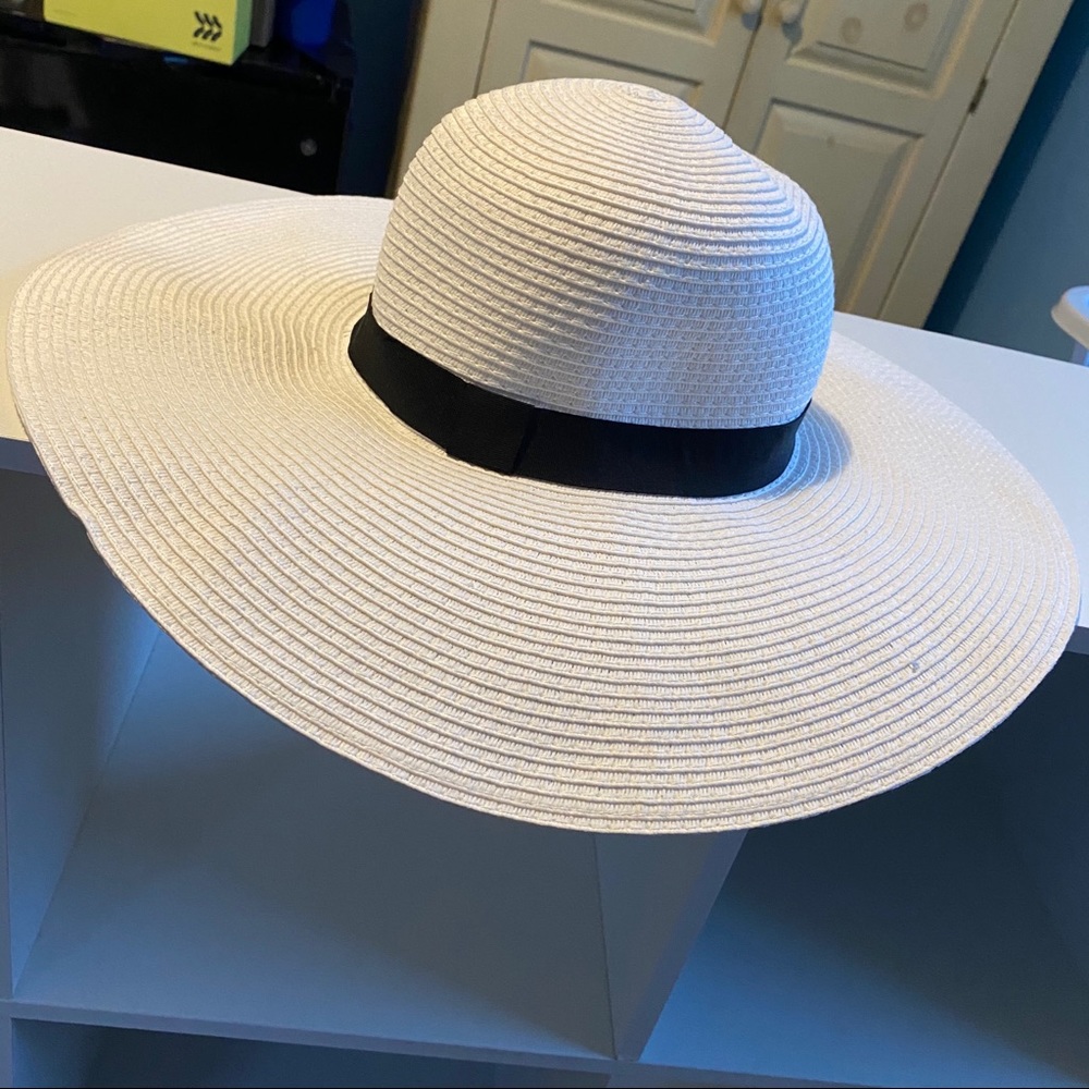 Floppy Hat